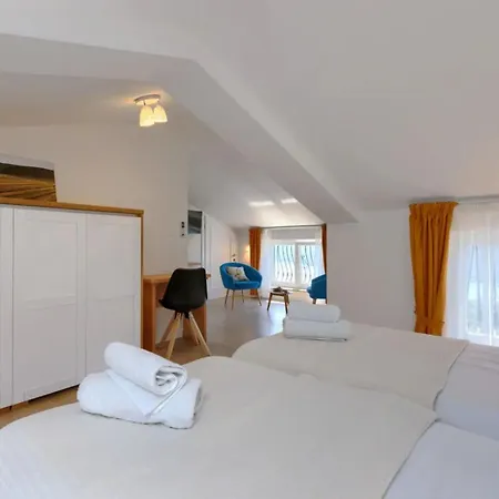 Casa vacanze Schoene Camellia Mit Privatem Pool By Interhome Trgetari
